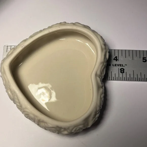 LENOX ROSE JEWELRY TRINKET BOX HEART SHAPED CREAM GOLD TRIM LID PORCELAIN - Picture 8 of 8